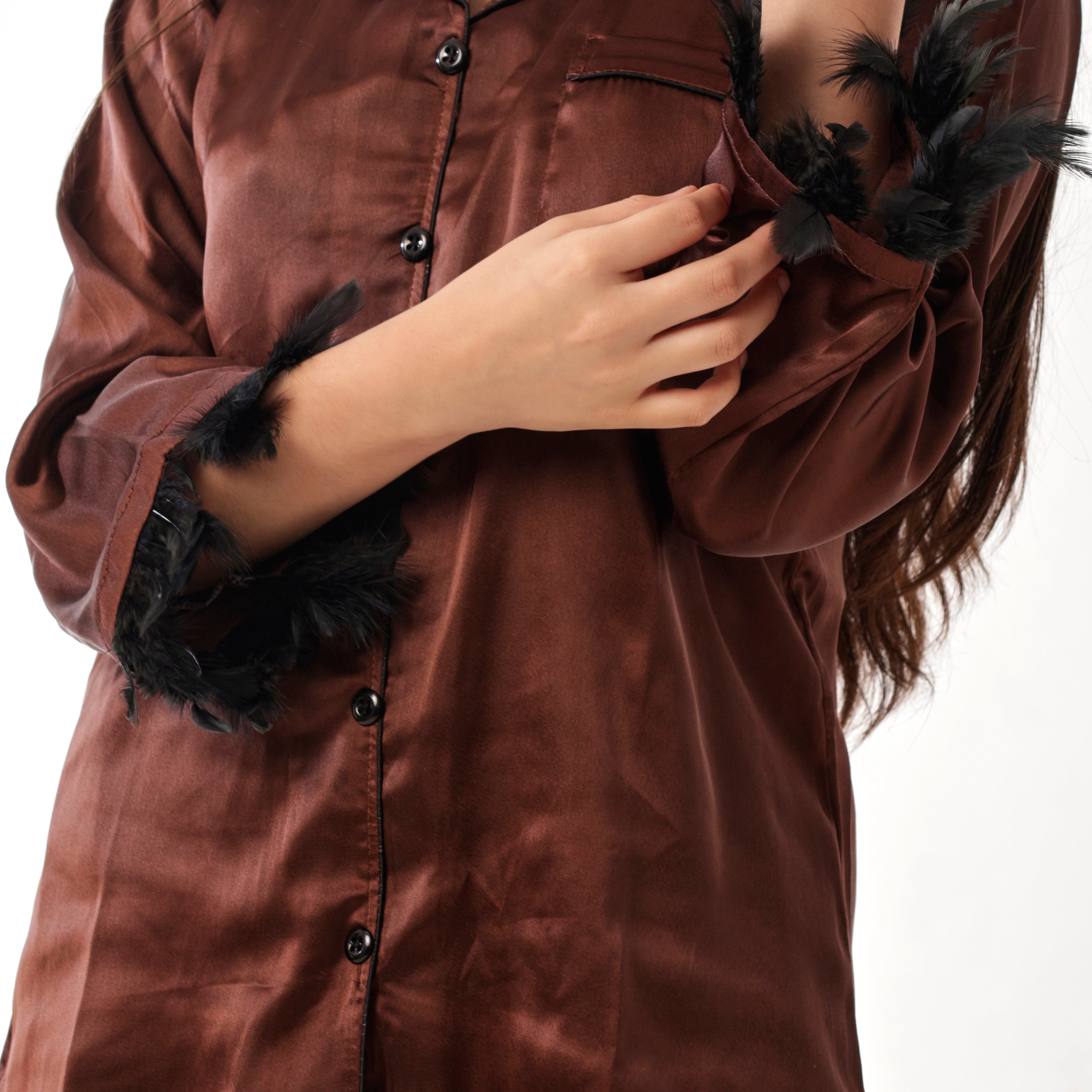 BROWN FEATHERY DREAMS